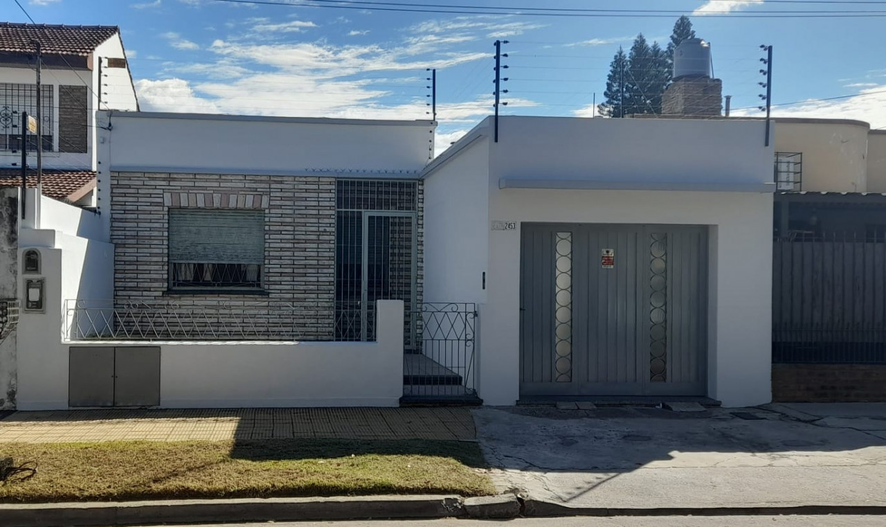 Oportunidad casa multifamiliar