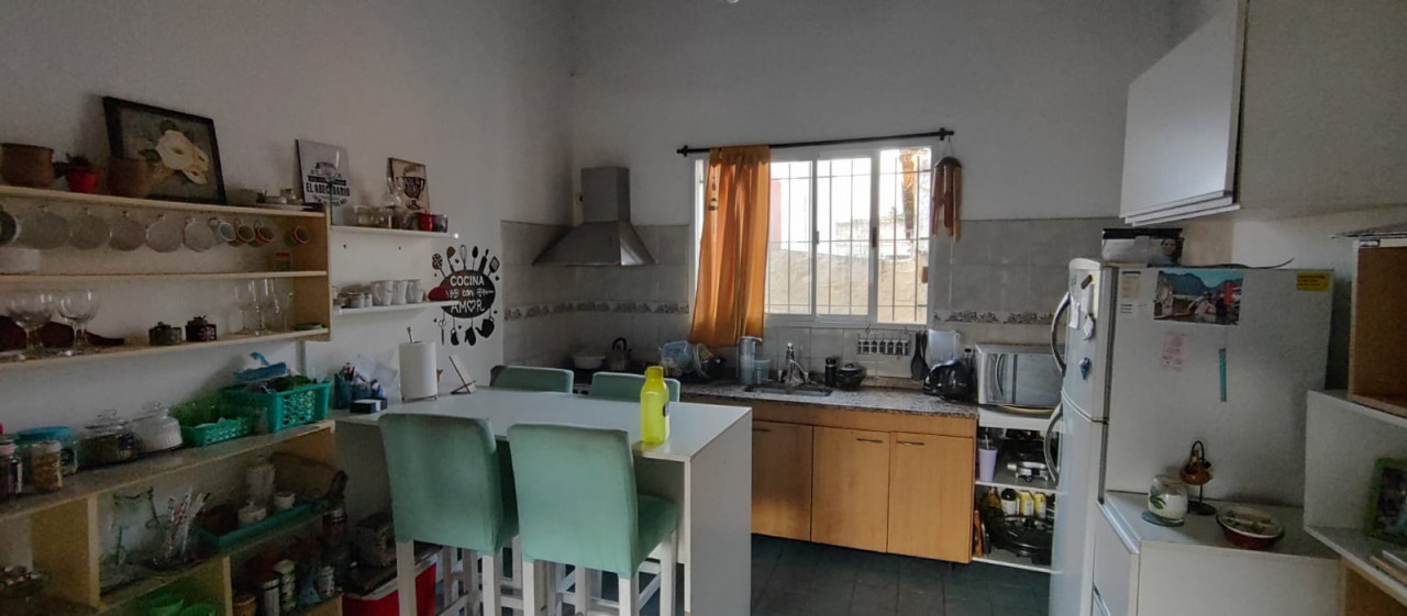 OPORTUNIDAD! Ph 3 ambientes con Terraza y parrilla, 1 cuadra estacion Ballester